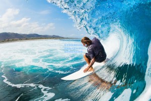 意甲联赛激战正酣，尤文图斯力克AC米兰，争冠格局再起波澜