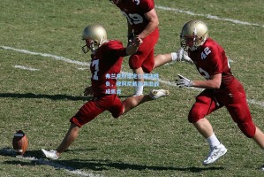 弗兰克放话定位球决胜负，穆阿尼戴面具出战成焦点